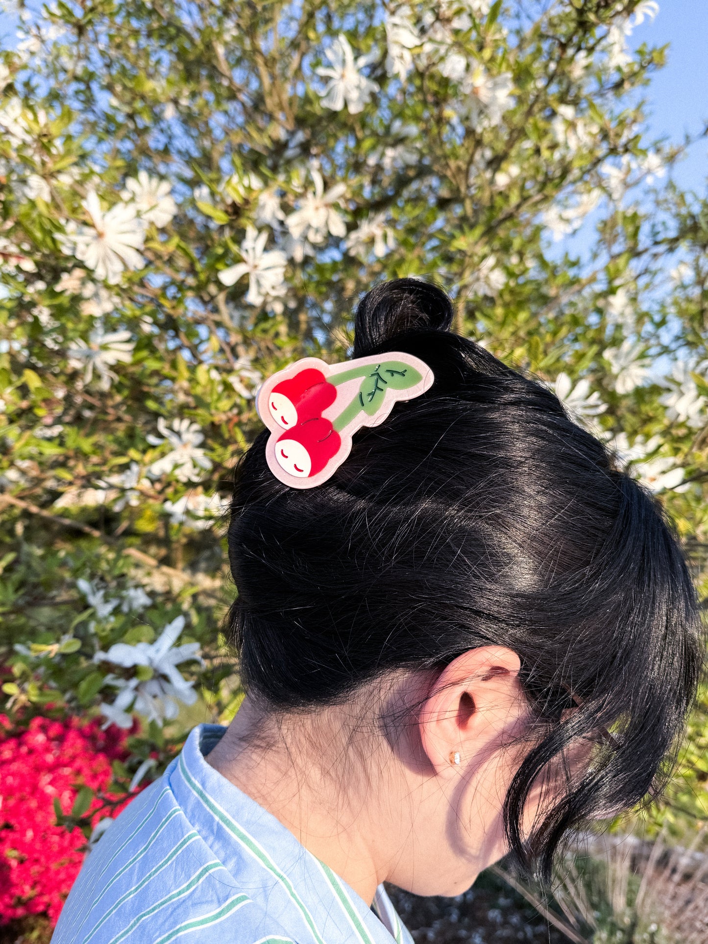 Cherry bun Claw Clip
